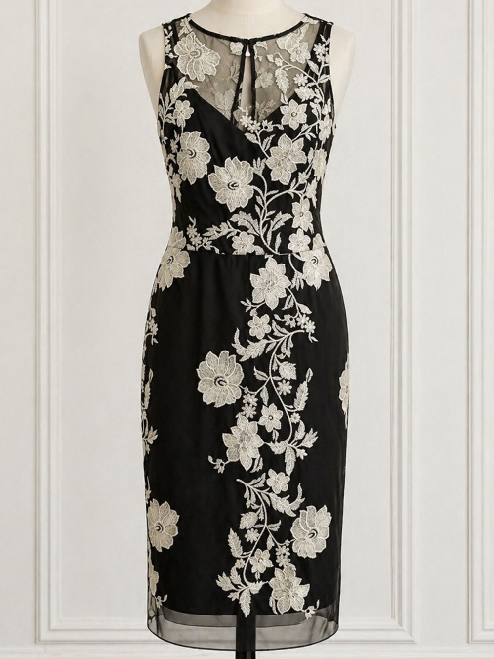 Black Floral Lace Sheath Dress